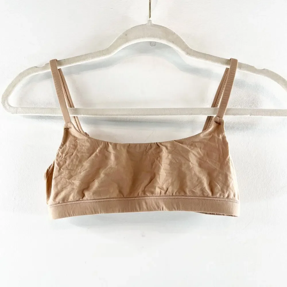 SKIMS Fits Everybody Scoop Bra Bralette Nude Tan Small - Picture 2 of 4